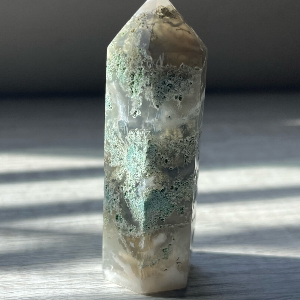 Moss Agate Crystal Tower | Point Tower Gemstone | - Picture 4 of 7